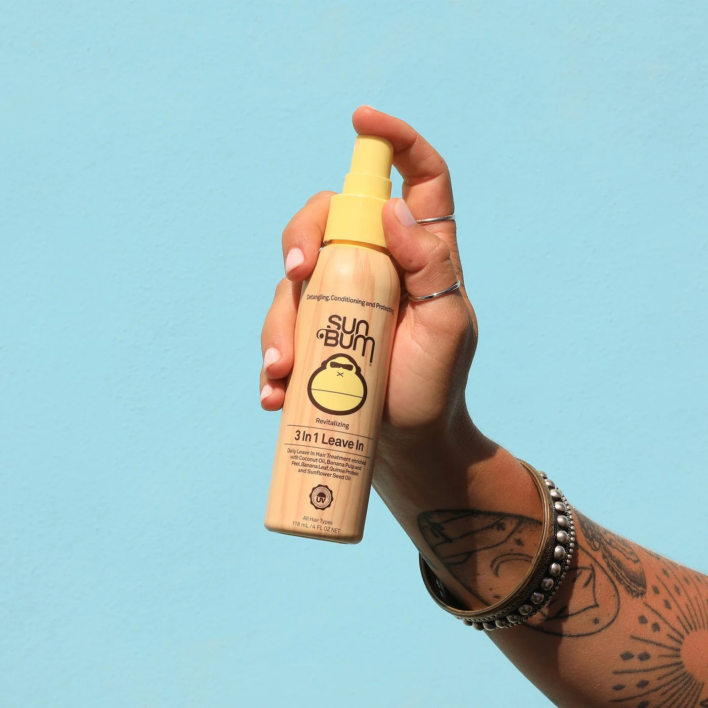 Revitalizing 3 In 1 Leave In Bottle - Image 3